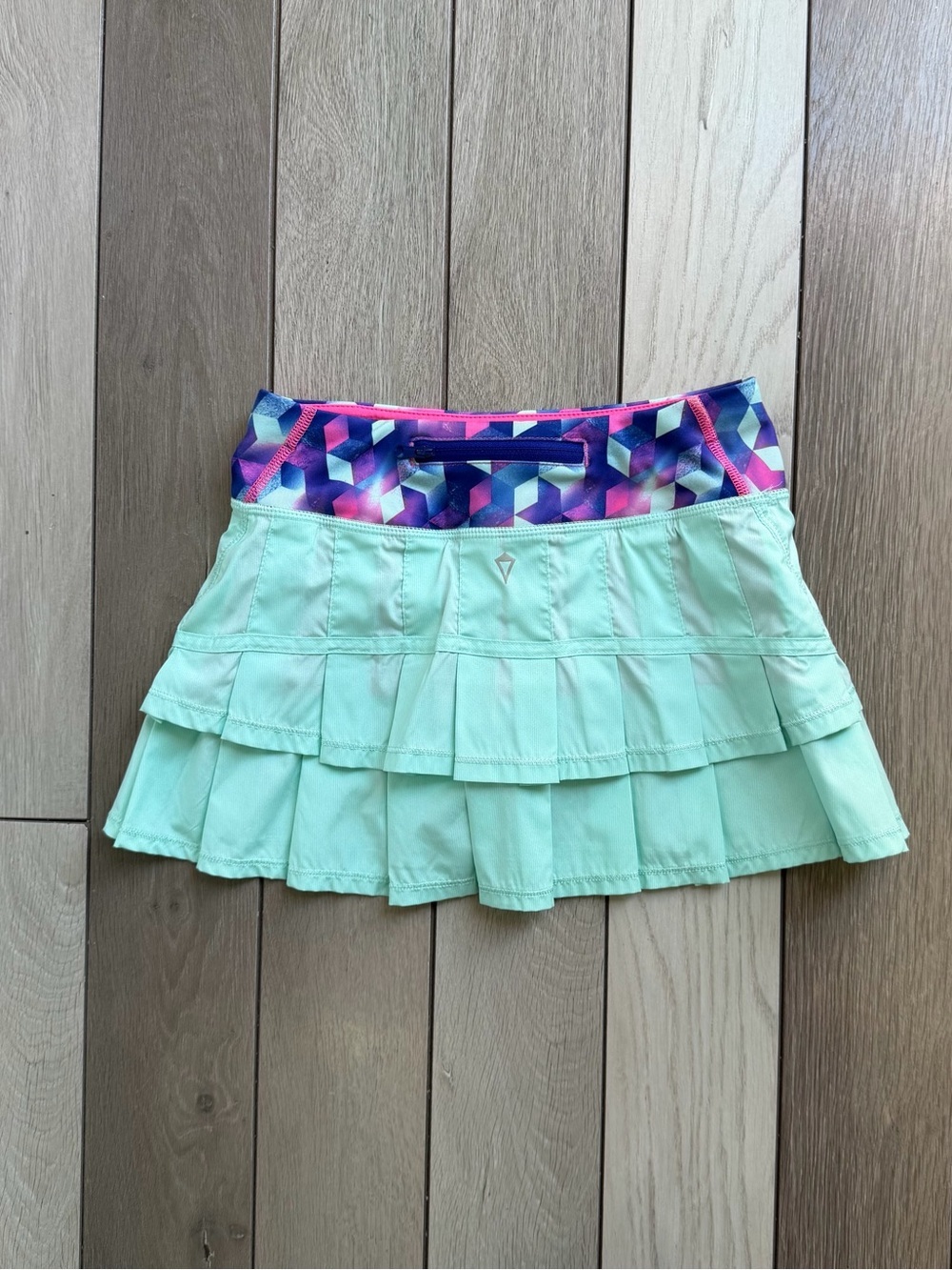 Ivivva by Lululemon "Pace Setter" girls skirt